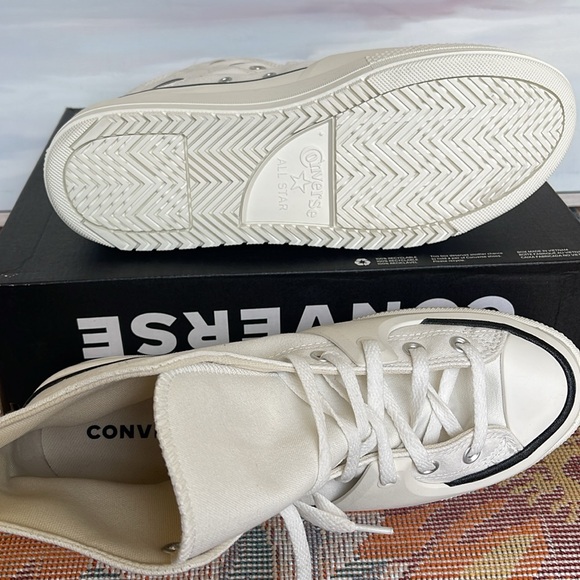 Converse Mens CTAS A02832C
CTAS CONSTRUCT HI VINTAGE WHITE/BLACK/EGRET
PLATFORMS - Picture 5 of 16